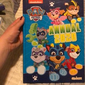 NWT Paw Patrol Book